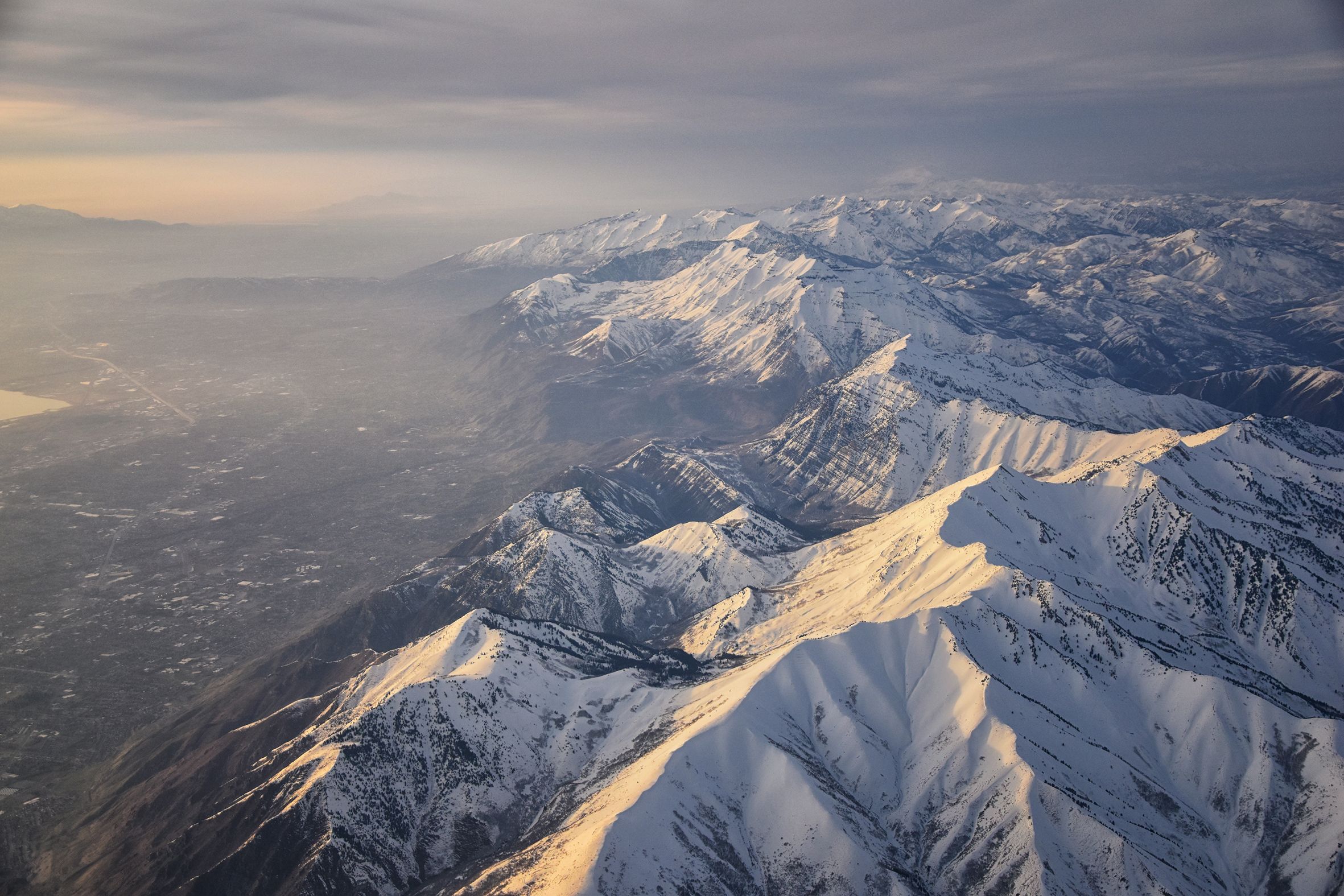 Drone Mavic - Montagne enneigée vue du ciel
